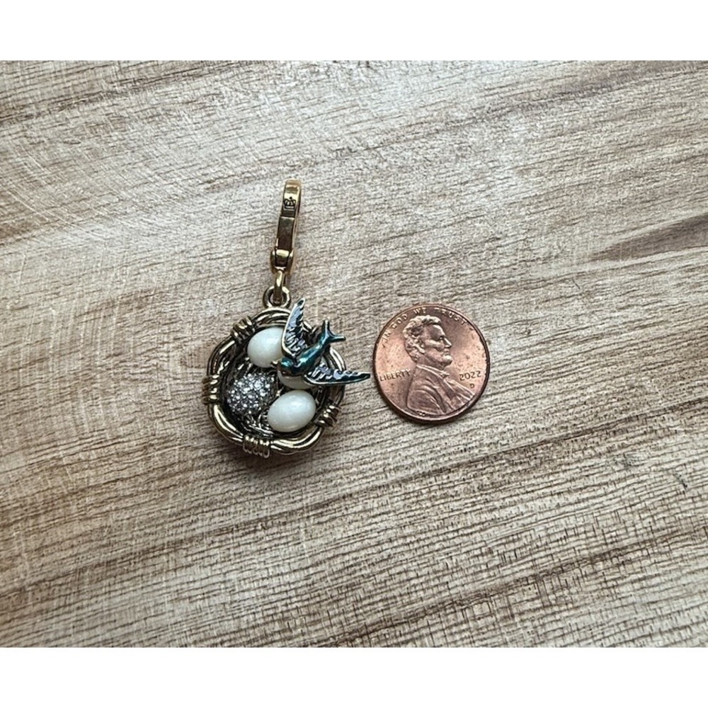 Juicy Couture Bird Nest Charm Gold Tone Eggs Swallow Rhinestone Dangle - Picture 4 of 4